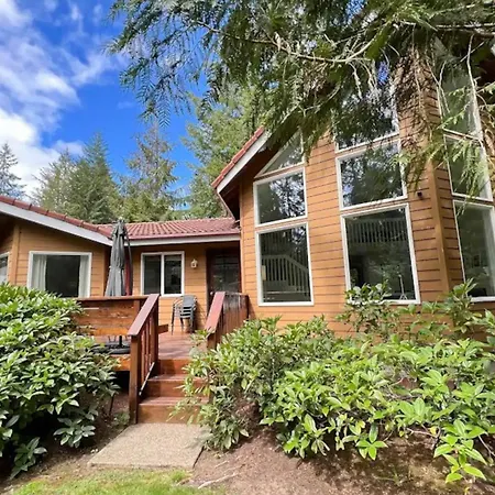 Deer Harbor Villa